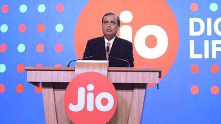 Reliance to divest Jio's tower assets to Brookfield for Rs 25,215 cr Reliance to divest Jio's tower assets to Brookfield for Rs 25,215 cr- India TV Paisa