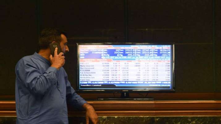 Sensex cracks over 334 pts; Nifty tumbles below 12,000 Sensex cracks over 334 pts; Nifty tumbles below 12,000- India TV Paisa
