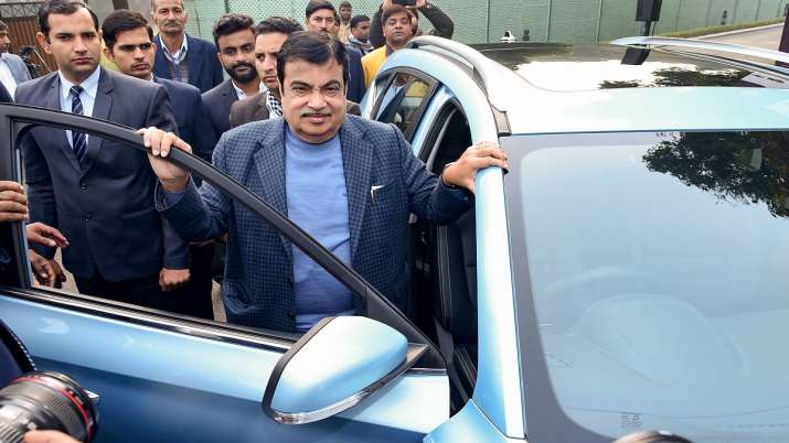 Nitin Gadkari, Transport Minister, driverless car Nitin Gadkari, Transport Minister, driverless car- India TV Paisa