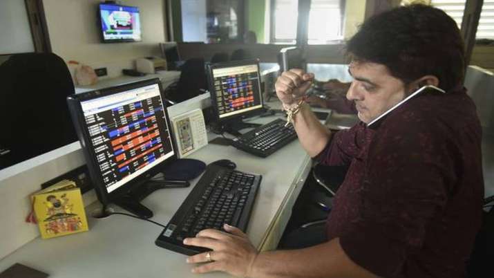 Sensex, Nifty begin 2020 on positive note as financial, IT stocks advance Sensex, Nifty begin 2020 on positive note as financial, IT stocks advance- India TV Paisa