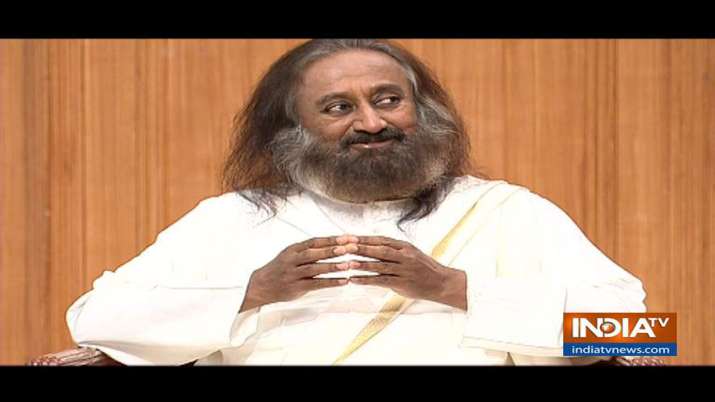 Sri Sri Ravishankar in Aap Ki Adalat Sri Sri Ravishankar in Aap Ki Adalat- India TV