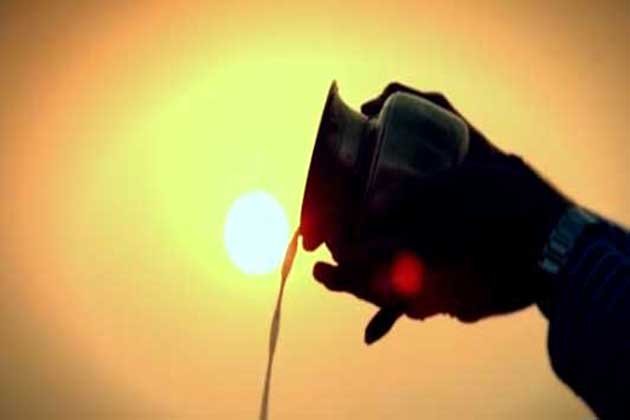 सूर्यदेव को प्रसन्न... सूर्यदेव को प्रसन्न...- Khabar IndiaTV